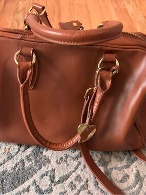 Cuire & Pelle Women’s Brown Leather Satchel with Gold Accents